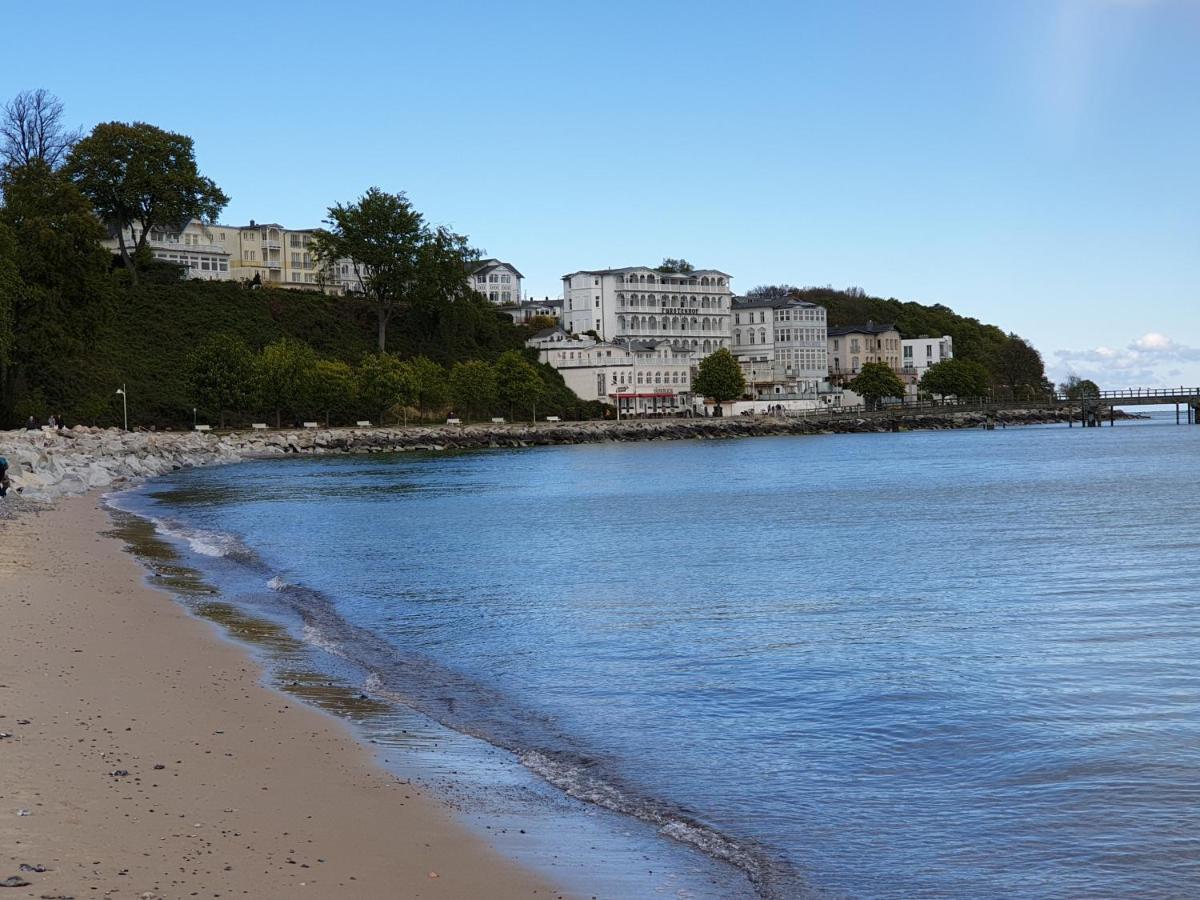 Ferienhaus Ostseeblick Ruegen Сасниц Екстериор снимка